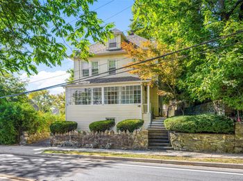 49 Weaver Street