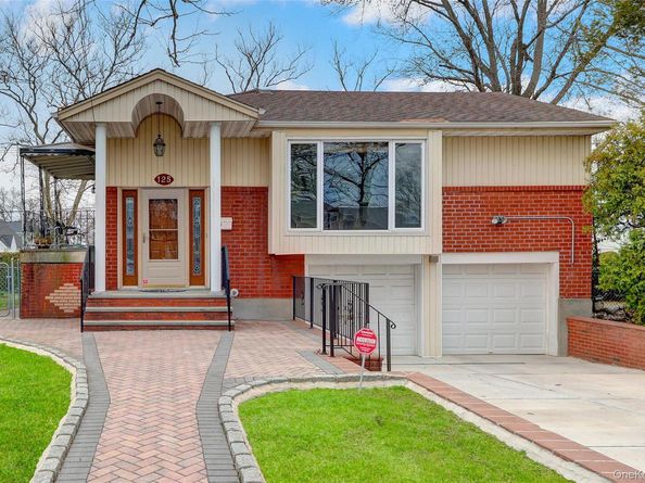 125 Marcus Avenue, New Hyde Park NY 11040