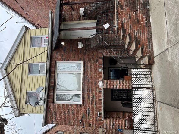 37-35 59th Street, Woodside NY 11377