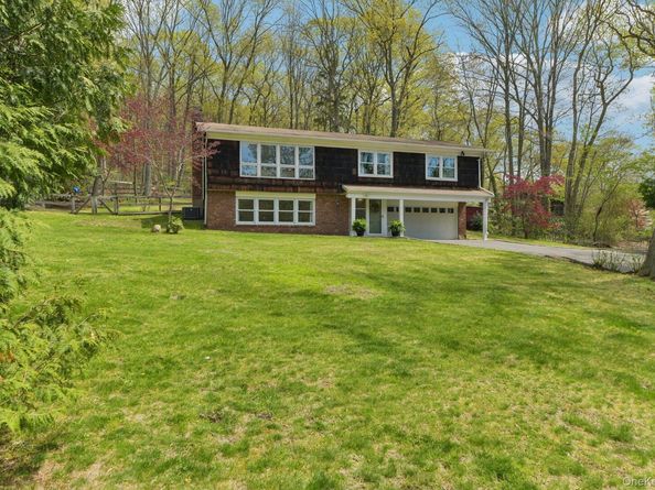 50 Stony Hollow Road, Centerport NY 11721
