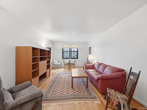 510 Kappock Street 3B, Bronx NY 10463