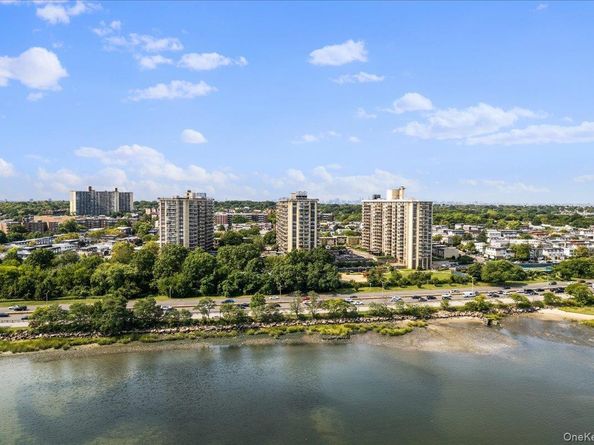 18-15 215th Street 2A, Bayside NY 11360