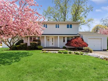 49 Saratoga Drive