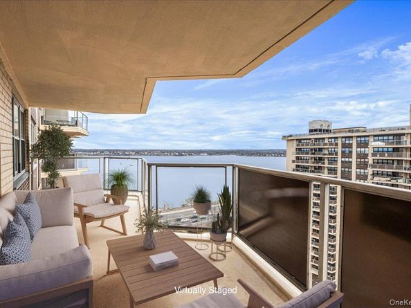 17-85 215th Street 16H, Bayside NY 11360