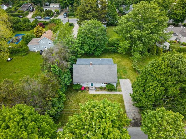 111 Miller Road, Southampton NY 11968
