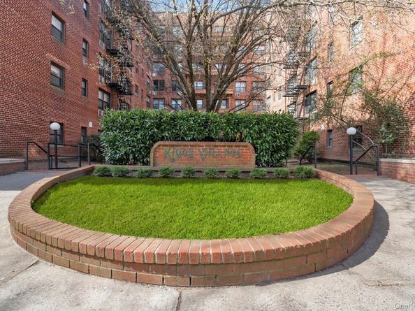 1275 E 51st Street 3Y, Brooklyn NY 11234