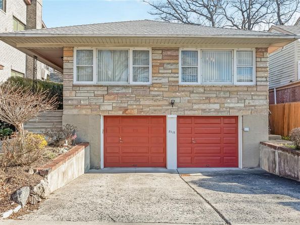 85-19 212th Street, Hollis Hills NY 11427