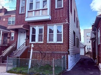 2819 Coddington Avenue