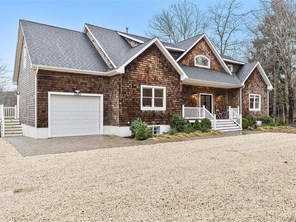 1106 N Sea Road, Southampton NY 11968