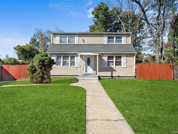 1739 Harrison Avenue, Bay Shore NY 11706