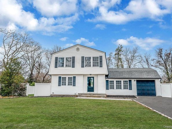 3 Lilac Lane, Port Jefferson Station NY 11776