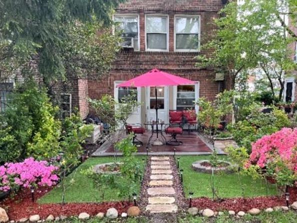 147-53 Grand Central Parkway 1, Kew Garden Hills NY 11435