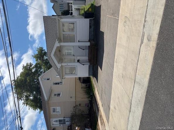 3 Hudson Street W, East Rockaway NY 11518