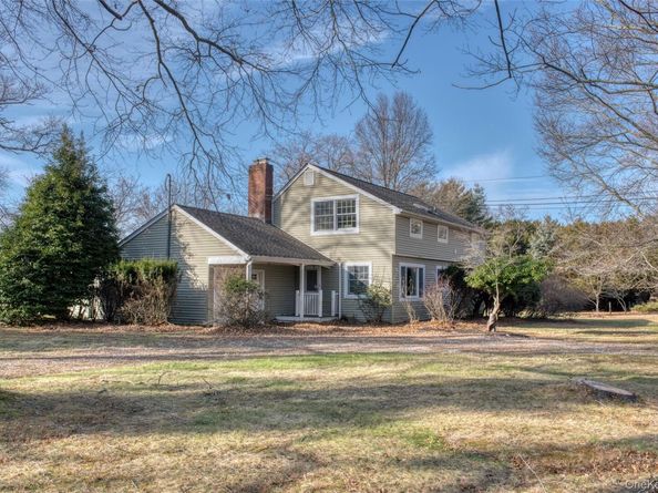 65 Greenway W, Orient NY 11957