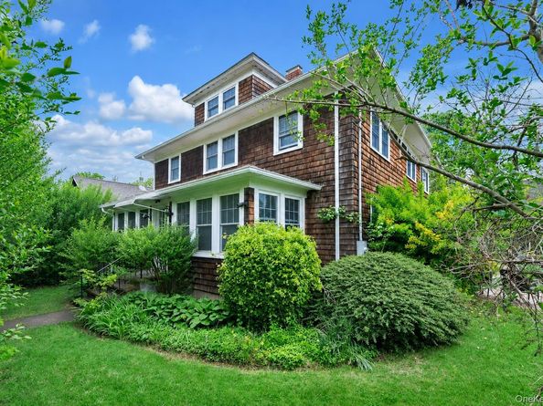 1025 9th Street, Greenport NY 11944