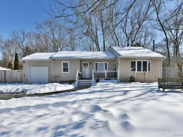 17 Arnold Drive, Middle Island NY 11953