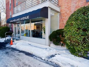 1296 Midland Avenue