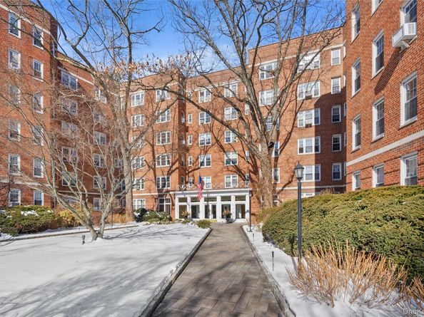 949 Palmer 3H, Bronxville NY 10708