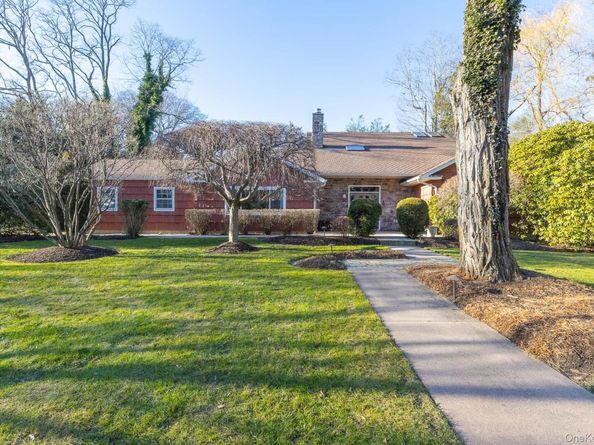 1 Cumberland Path, Setauket NY 11733