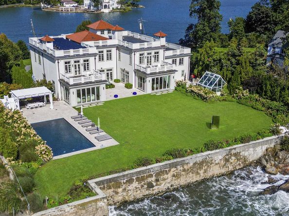 106 Premium Point, New Rochelle NY 10801