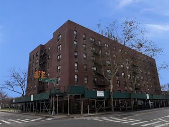 152-72 Melbourne Avenue