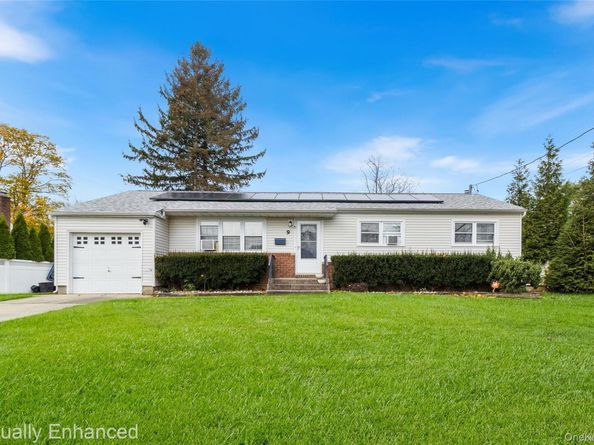 9 Elberta Drive, East Northport NY 11731