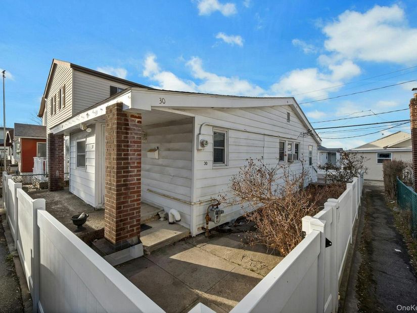 30D Edgewater Park D, Bronx NY 10465