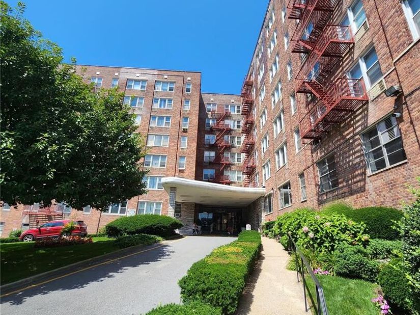 333 Bronx River Road 324, Yonkers NY 10704