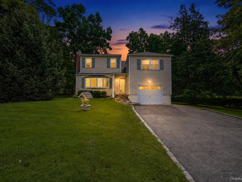 2978 Springhurst Court, Yorktown Heights NY 10598