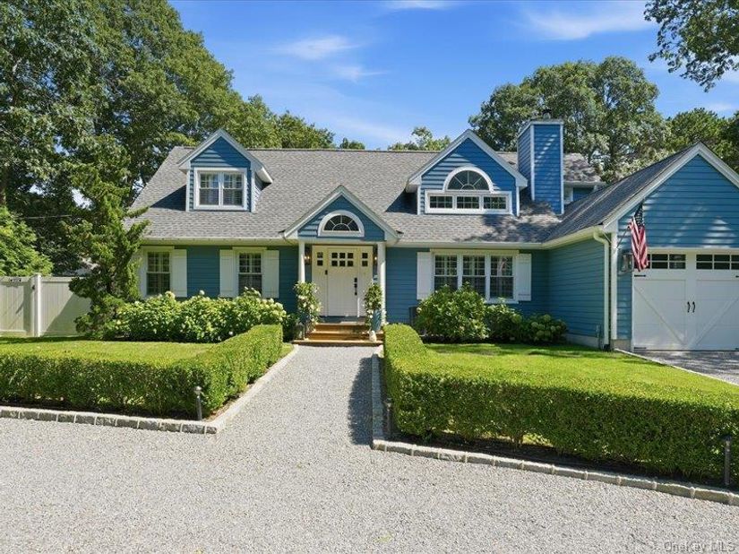 5 Deerland Drive, East Quogue NY 11942