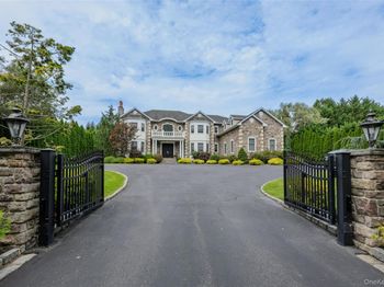 10 Meadow Glen Road