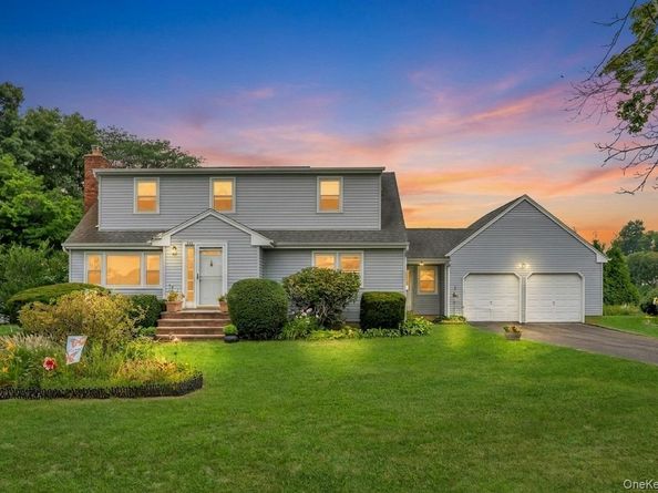 274 Johnson Avenue, Sayville NY 11782