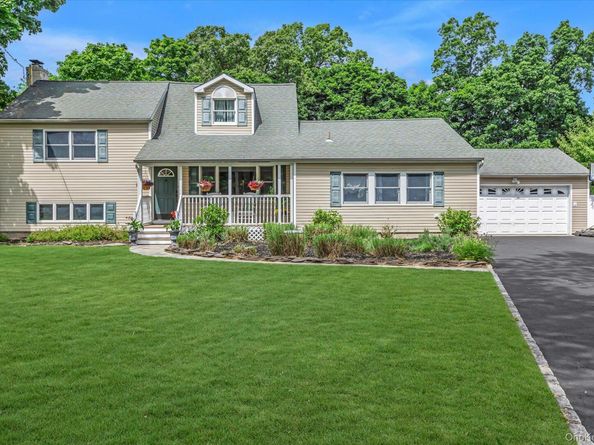 14 Brittany Court, Northport NY 11768