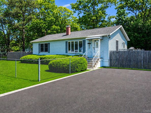 83 Knapp Road, Mastic Beach NY 11951