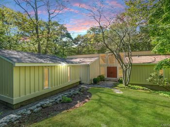 22 Peters Lane