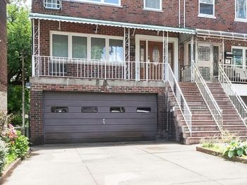 810 Neill Avenue