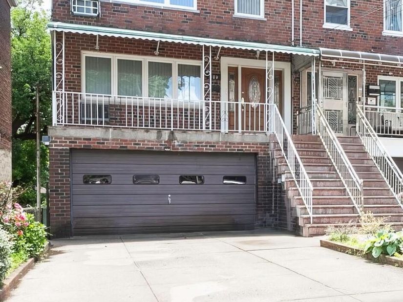 810 Neill Avenue, Bronx NY 10462