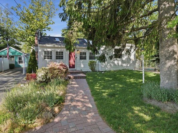 26 Florida Road, Rocky Point NY 11778