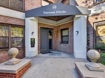13 Terrace Circle