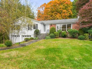 15 Dunhill Drive