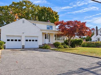131 Irish Lane