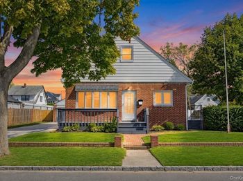 180 N 7th Street