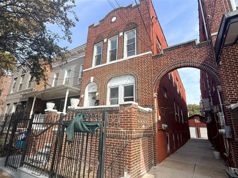 469 Atkins Avenue, Brooklyn NY 11208