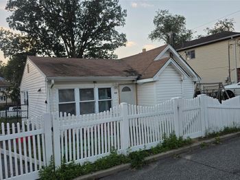 44 Carnegie Avenue