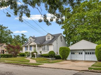 33 N Montgomery Street