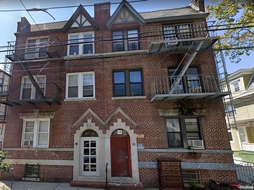 87-30 114th Street, Richmond Hill NY 11418