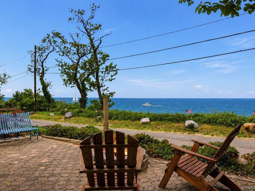 120 Soundview Drive, Rocky Point NY 11778