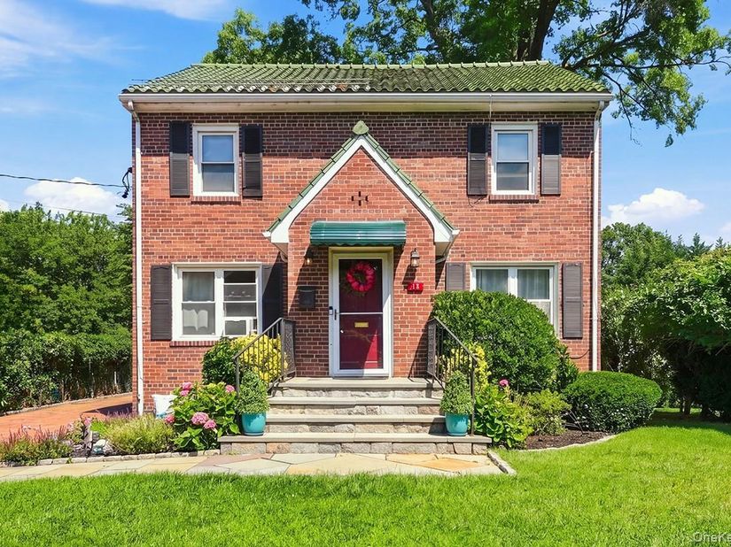 34 Keats Avenue, Hartsdale NY 10530