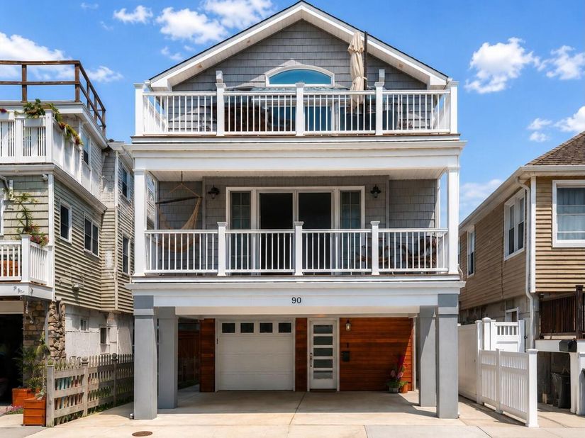 90 Alabama Street, Long Beach NY 11561