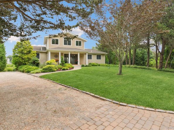 2245 Little Peconic Bay Lane, Southold NY 11971